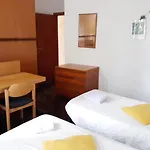 בית הארחה Bed In 3*