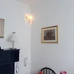בית הארחה Bed In 3*