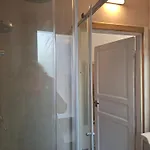Bed In בית הארחה 3*