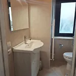 Bed In בית הארחה סיינה
