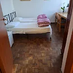 בית הארחה Bed In 3*