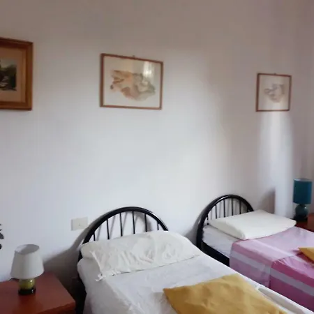 Bed In Guest house Siena