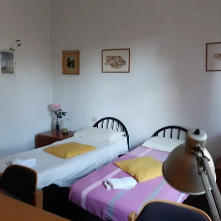 Bed In Siena 3*